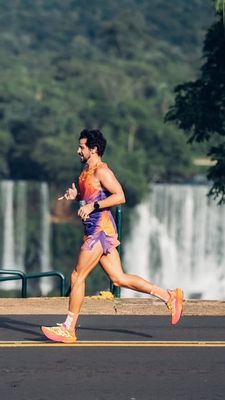 Corrida é tênis e perna, e alguns goles de café antes, nada muito além disso